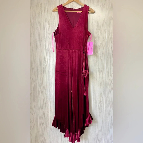 Betsy Johnson Burgundy Velvet Flare-Leg Jumpsuit Size 14 NWT - Picture 3 of 7